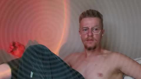 Snapshot of flower_haze chatting on 18, 10, 2025 Alexander online show from 18, 10, 2025