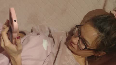 say meow and send tip  online show from 21, 11, 2025