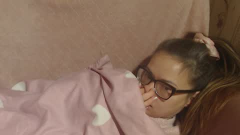 Snapshot of flowercandydoll chatting on 15, 1, 2026 say meow and send tip online show from 15, 1, 2026