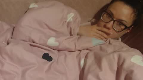 Snapshot of flowercandydoll chatting on 19, 2, 2026 say meow and send tip online show from 19, 2, 2026