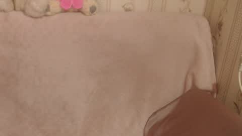 Snapshot of flowercandydoll chatting on 17, 3, 2026 say meow and send tip online show from 17, 3, 2026