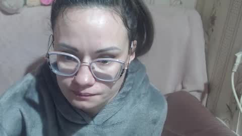 Snapshot of flowercandydoll chatting on 19, 3, 2026 say meow and send tip online show from 19, 3, 2026
