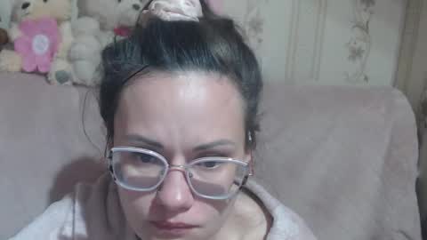 Snapshot of flowercandydoll chatting on 16, 4, 2026 say meow and send tip online show from 16, 4, 2026