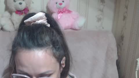 Snapshot of flowercandydoll chatting on 17, 4, 2026 say meow and send tip online show from 17, 4, 2026