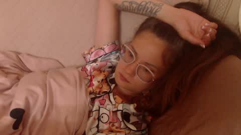 Snapshot of flowercandydoll chatting on 13, 5, 2026 say meow and send tip online show from 13, 5, 2026