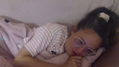 Snapshot of flowercandydoll chatting on 23, 5, 2026 say meow and send tip online show from 23, 5, 2026