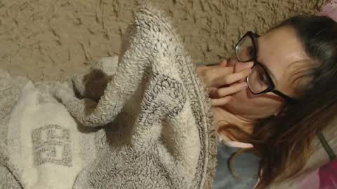 Snapshot of flowercandydoll13 chatting on 8, 12, 2024 say meow and send tip online show from 8, 12, 2024