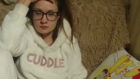 Snapshot of flowercandydoll13 chatting on 19, 1, 2025 say meow and send tip online show from 19, 1, 2025