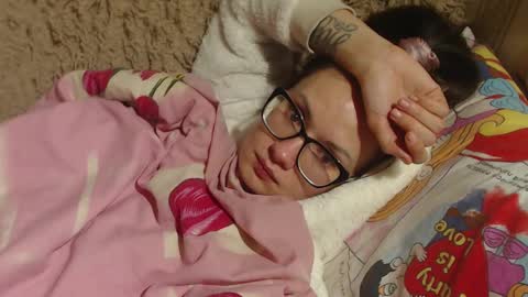 Snapshot of flowercandydoll13 chatting on 2, 2, 2025 say meow and send tip online show from 2, 2, 2025