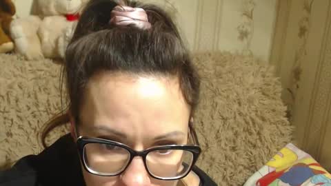 Snapshot of flowercandydoll13 chatting on 2, 2, 2025 say meow and send tip online show from 2, 2, 2025