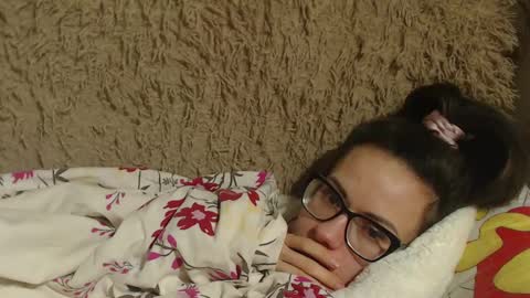 Snapshot of flowercandydoll13 chatting on 12, 2, 2025 say meow and send tip online show from 12, 2, 2025