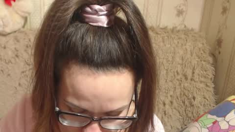 Snapshot of flowercandydoll13 chatting on 21, 2, 2025 say meow and send tip online show from 21, 2, 2025