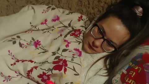 Snapshot of flowercandydoll13 chatting on 23, 2, 2025 say meow and send tip online show from 23, 2, 2025