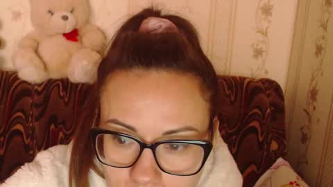Snapshot of flowercandydoll13 chatting on 28, 2, 2025 say meow and send tip online show from 28, 2, 2025