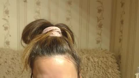 Snapshot of flowercandydoll13 chatting on 16, 9, 2025 say meow and send tip online show from 16, 9, 2025