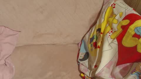 Snapshot of flowercandydoll13 chatting on 23, 9, 2025 say meow and send tip online show from 23, 9, 2025