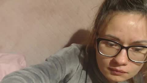 Snapshot of flowercandydoll13 chatting on 23, 11, 2025 say meow and send tip online show from 23, 11, 2025