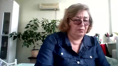 Snapshot of flowerlover8 chatting on 1, 3, 2025 Flowerlower online show from 1, 3, 2025