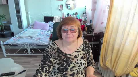 Flowerlower online show from 8, 3, 2026