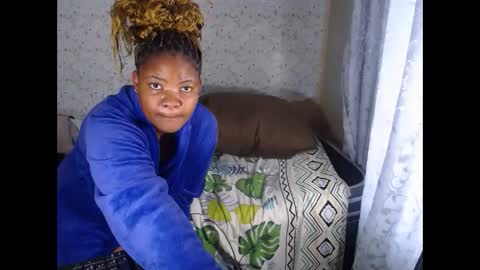 Snapshot of flowersaltry chatting on 23, 4, 2026 flowersaltry online show from 23, 4, 2026