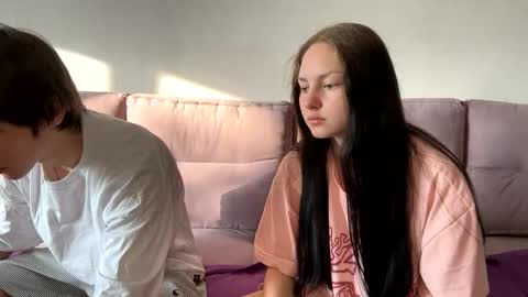 Snapshot of flowerscouple chatting on 9, 9, 2025 flowerscouple online show from 9, 9, 2025