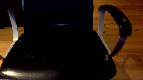 Snapshot of flowmover chatting on 24, 2, 2025 flowmover online show from 24, 2, 2025