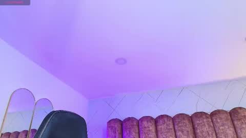  FLUFFY BUBBLE  online show from 9, 3, 2026