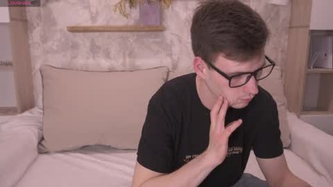 Fluffy and Krut online show from 3, 4, 2026