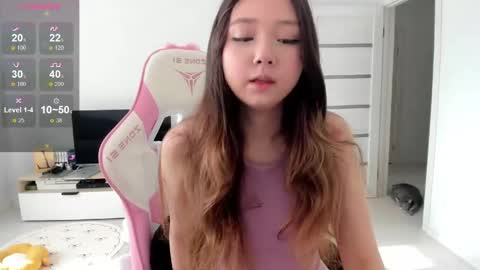 Snapshot of fluffy_rose chatting on 9, 6, 2026 Rose online show from 9, 6, 2026
