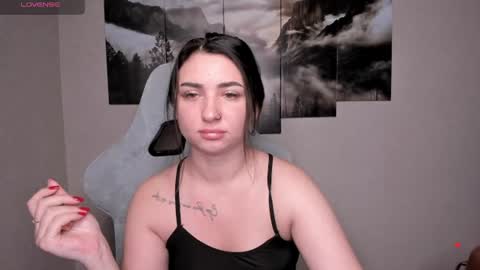 Lina online show from 8, 7, 2026