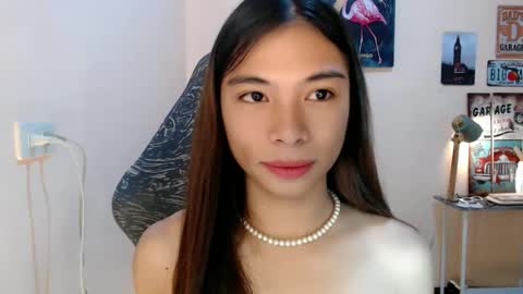 Snapshot of foeheart chatting on 9, 11, 2025 Foe online show from 9, 11, 2025