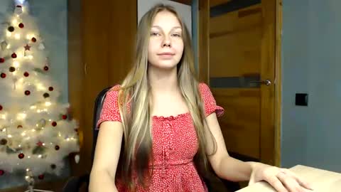 Molli  Ready for any play with you. Hottest show in pvt  Help a student earn big tokens  online show from 13, 12, 2024