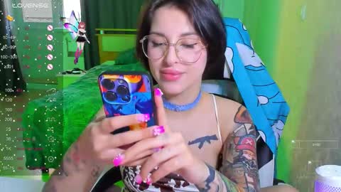 Snapshot of folinskaayaa chatting on 16, 10, 2025 folinskaayaa online show from 16, 10, 2025