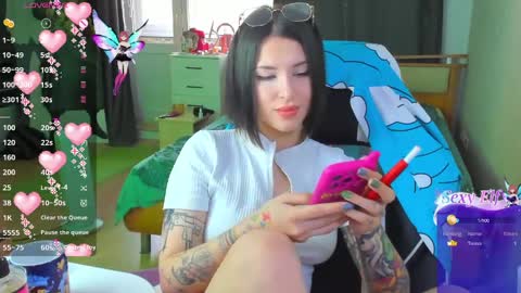 folinskaayaa online show from 1, 4, 2026