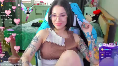 folinskaayaa online show from 11, 4, 2026