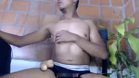 Snapshot of fomax711 chatting on 10, 10, 2025 fomax711 online show from 10, 10, 2025