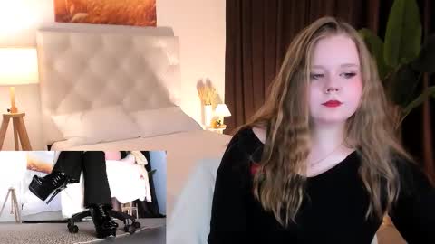 Molly online show from 16, 9, 2025