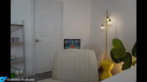 Snapshot of forbiddenfruit_eve chatting on 10, 2, 2026 forbiddenfruit_eve online show from 10, 2, 2026