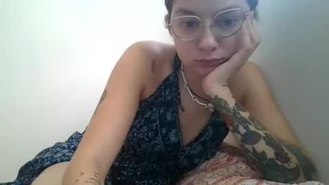 Snapshot of forestpet12 chatting on 2, 12, 2025 forestpet12 online show from 2, 12, 2025