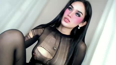 Snapshot of forget_me_not69 chatting on 27, 5, 2026 KHATRINA STACIE MARIE online show from 27, 5, 2026