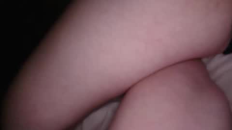 Snapshot of fortysumthing chatting on 22, 9, 2025 fortysumthing online show from 22, 9, 2025