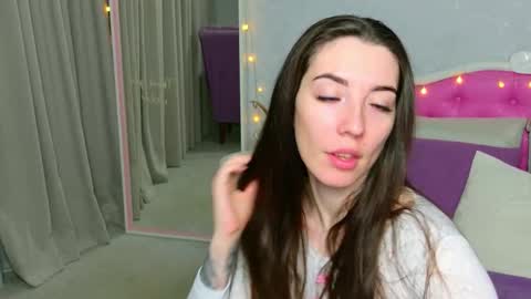 Lily online show from 13, 11, 2025