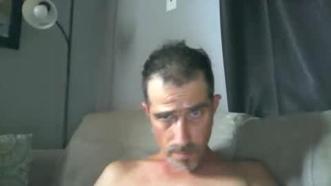 Snapshot of fouraide42 chatting on 23, 10, 2025 fouraide42 online show from 23, 10, 2025