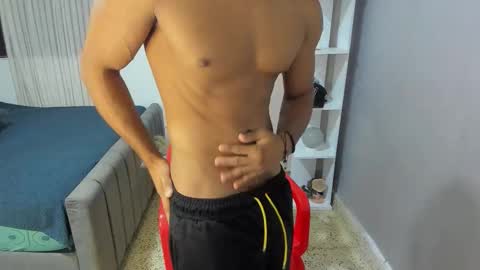 Snapshot of fox_evans chatting on 9, 9, 2025 Fox online show from 9, 9, 2025