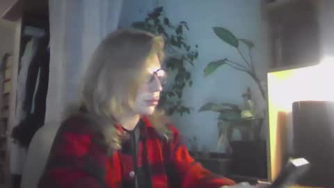 Snapshot of fox_red_lady7 chatting on 2, 3, 2025 fox_red_lady7 online show from 2, 3, 2025