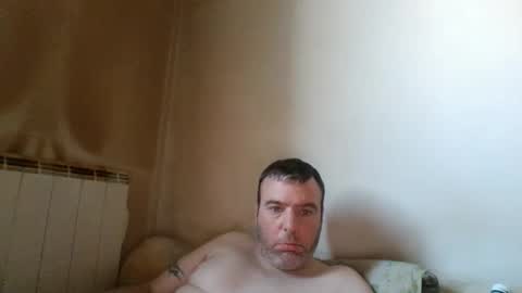Snapshot of foxxx1982 chatting on 8, 5, 2026 foxxx1982 online show from 8, 5, 2026