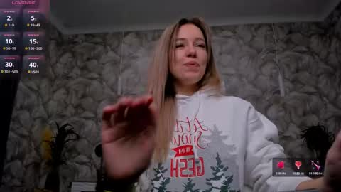 Snapshot of foxy_blond chatting on 24, 2, 2025 Foxy online show from 24, 2, 2025