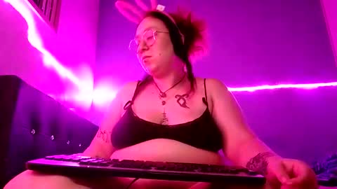 Foxy online show from 19, 2, 2025