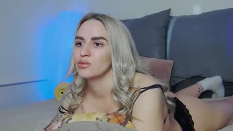 Snapshot of foxy_kimmi chatting on 15, 1, 2026 Foxy Kimmi online show from 15, 1, 2026