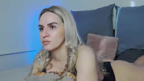 Snapshot of foxy_kimmi chatting on 16, 1, 2026 Foxy Kimmi online show from 16, 1, 2026